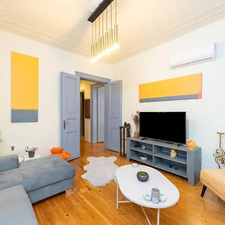 Marvelous Flat - 3 Bedrooms W 2 Terraces Apartamento Estambul