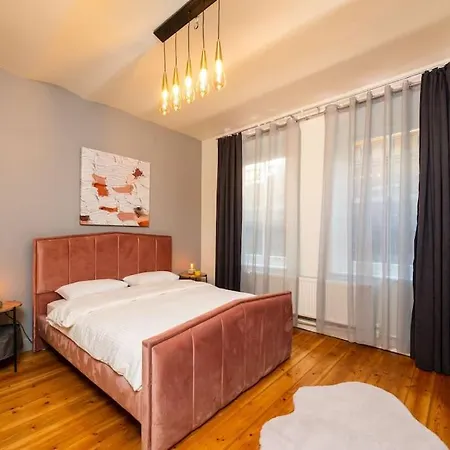 Marvelous Flat - 3 Bedrooms W 2 Terraces * Estambul